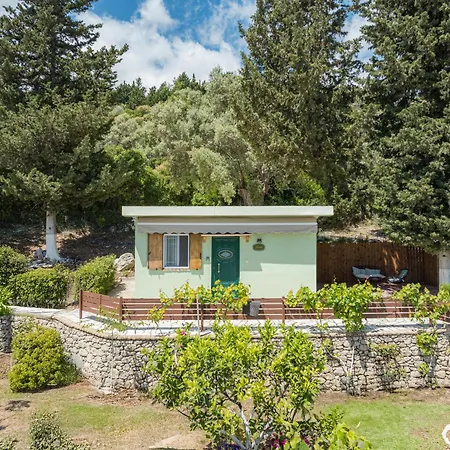 Forti Retreat 펜션 Kariótai