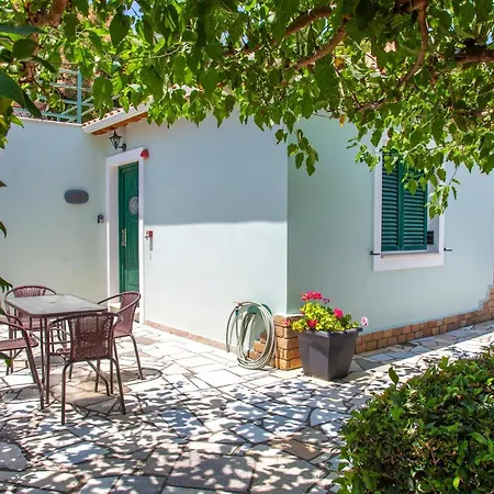 بيت للعطل Forti Retreat Kariótai