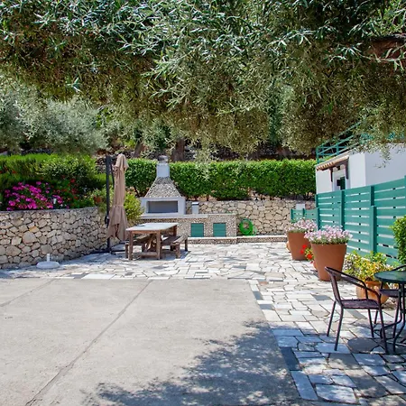 Σπίτι διακοπών Forti Retreat Kariótai